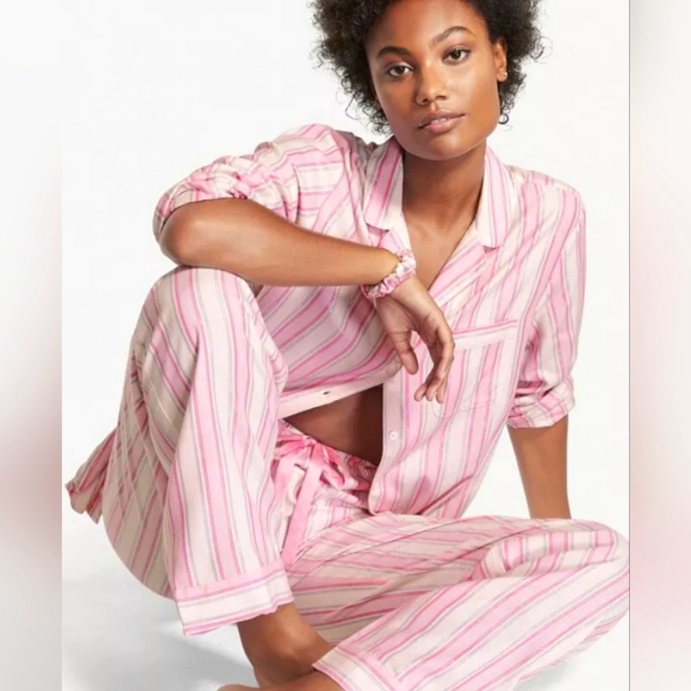 Victoria's Secret Flannel 3 Piece Pajama Set